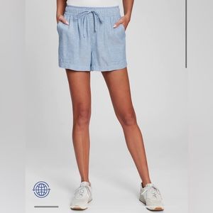 GAP Medium Chambray Linen Shorts